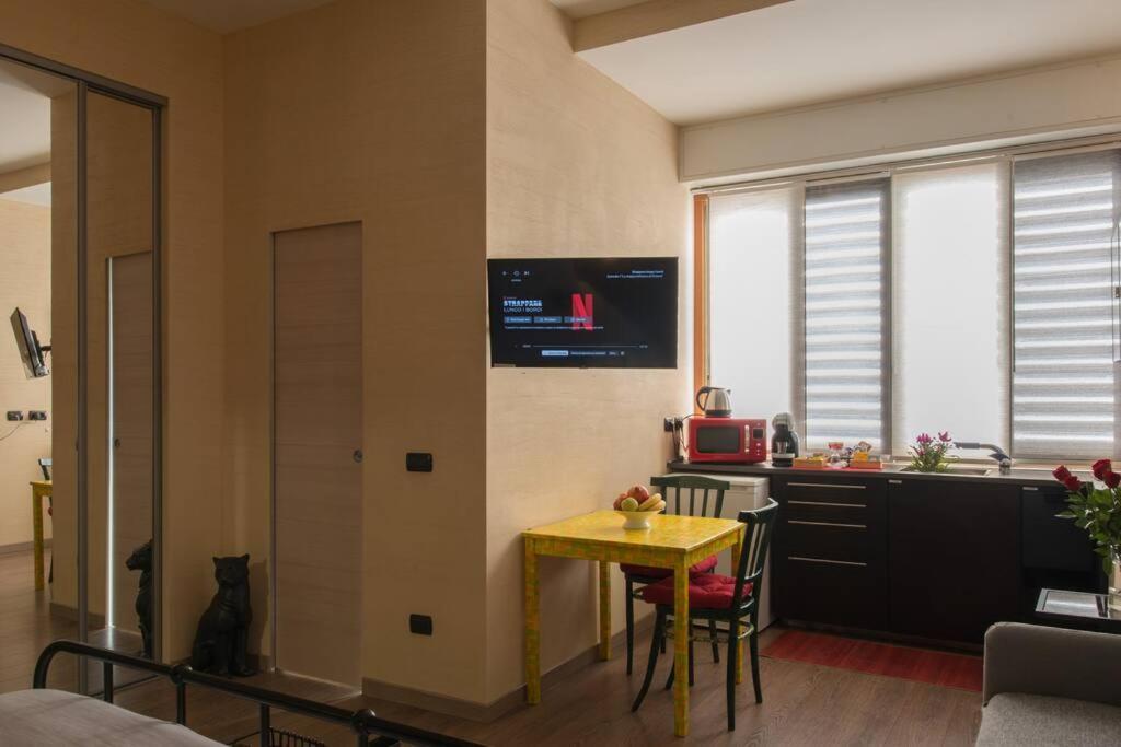 Appartamento Milano Zona Centrale Luaran gambar